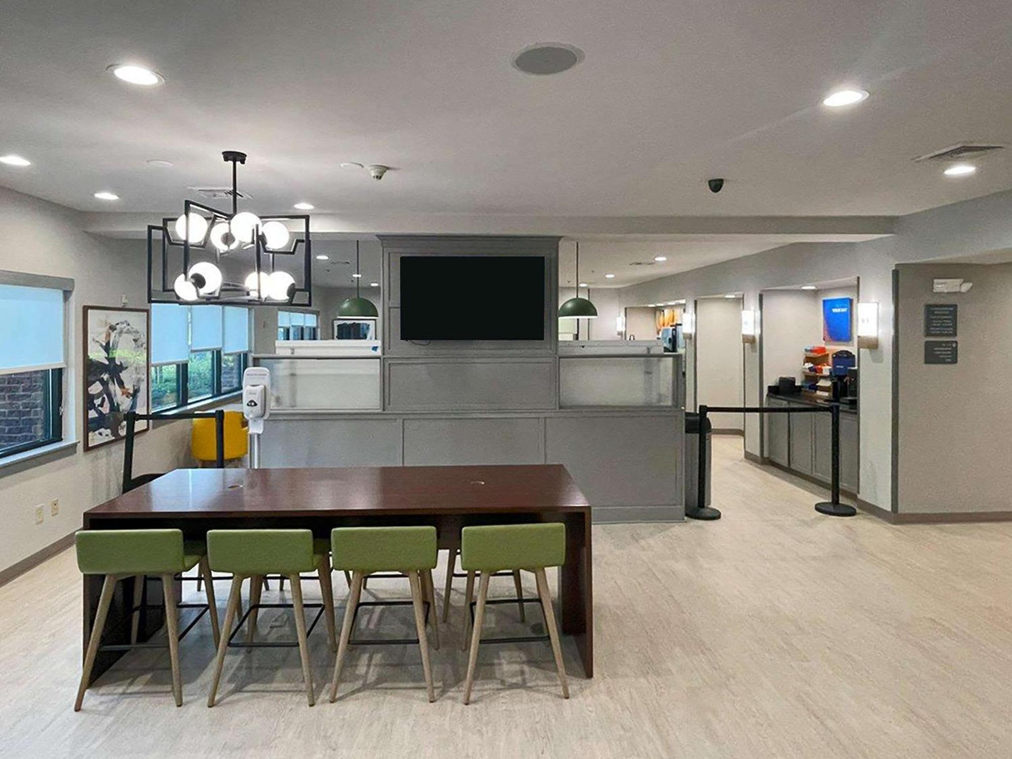 Comfort Suites Mobile-South Alabama University Area Экстерьер фото