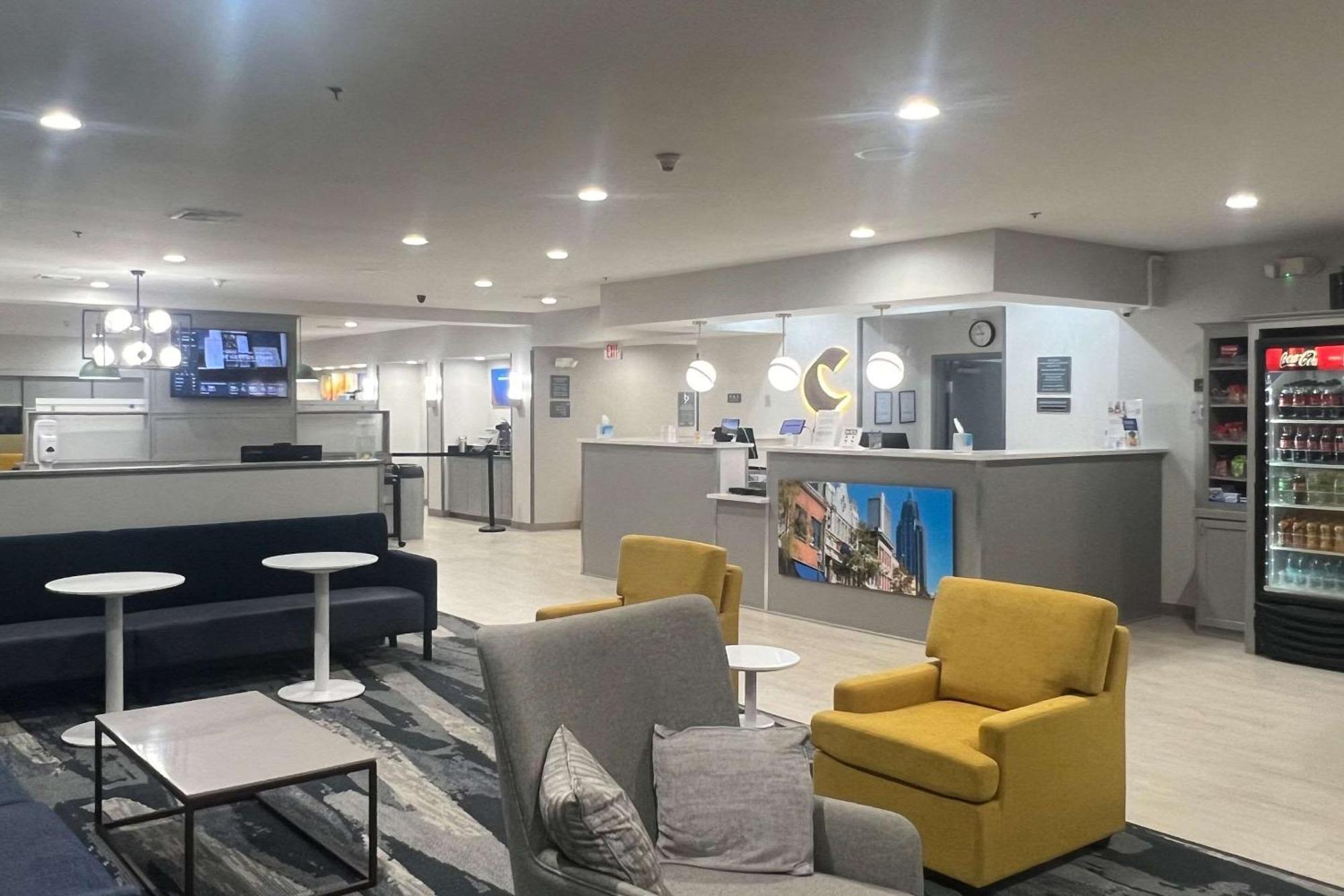 Comfort Suites Mobile-South Alabama University Area Экстерьер фото